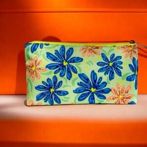 Lot Of Random Makeup Brushes Brand New + Clinique Makeup Bag NEW!